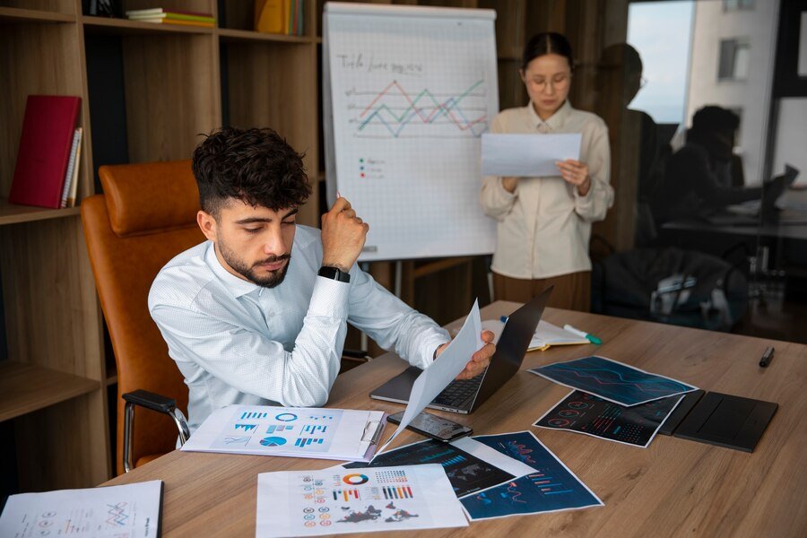How to Create a Balanced Financial Portfolio in Uncertain Times