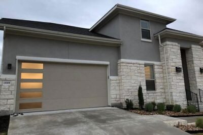 Noisy Garage Door Repair Service in Lago Vista